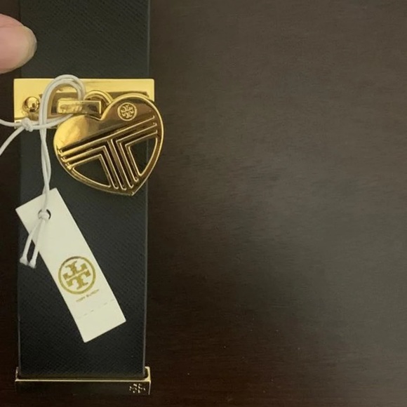 Tory Burch Leather cuff bracelet - Picture 3 of 5